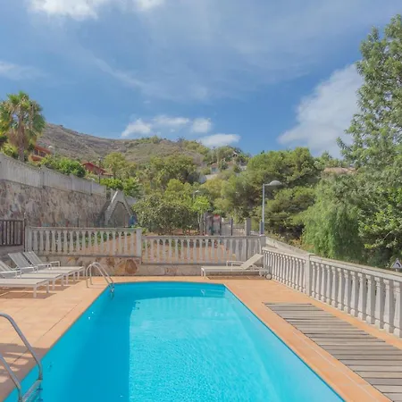Dom wakacyjny Fantastic Rural House With Pool And Terrace *