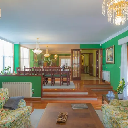 Dom wakacyjny Fantastic Rural House With Pool And Terrace *