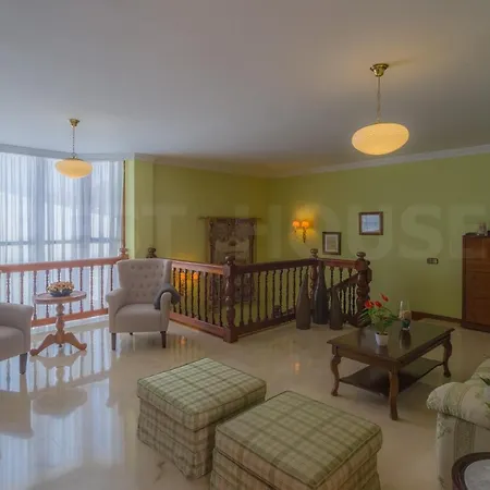 Fantastic Rural House With Pool And Terrace *