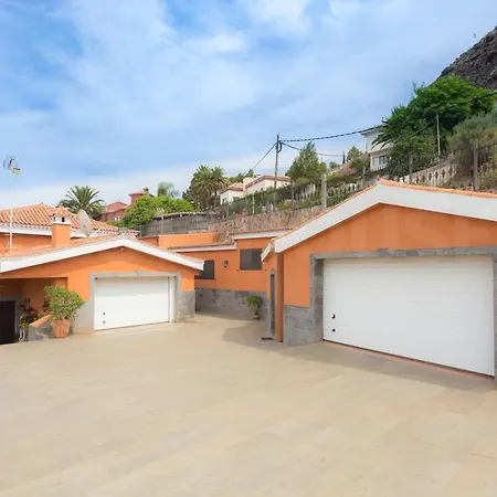 Сasa de vacaciones Fantastic Rural House With Pool And Terrace